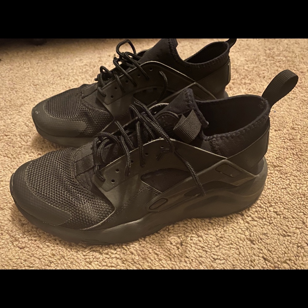 Nike Air Hurache Run Ultra (Triple Black)